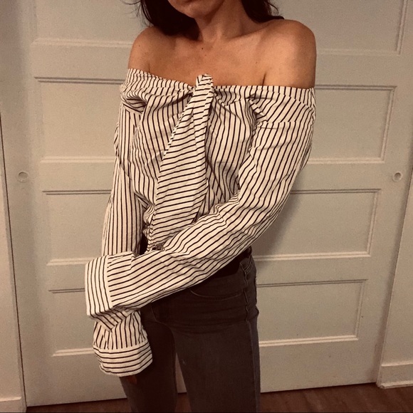 H&M | Cotton Off The Shoulder Button-Up - Picture 2 of 9